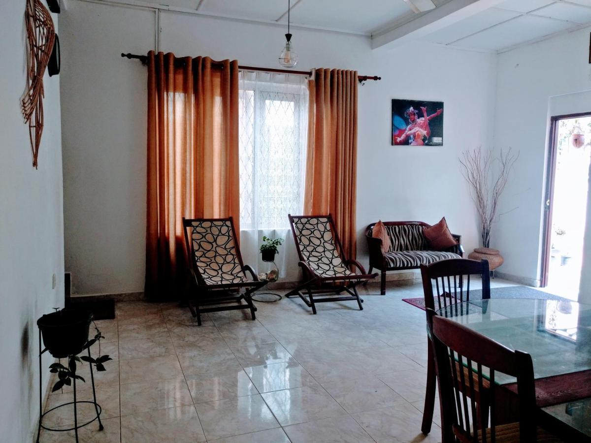 Villa Two Residence Dehiwala-Mount Lavinia Zewnętrze zdjęcie