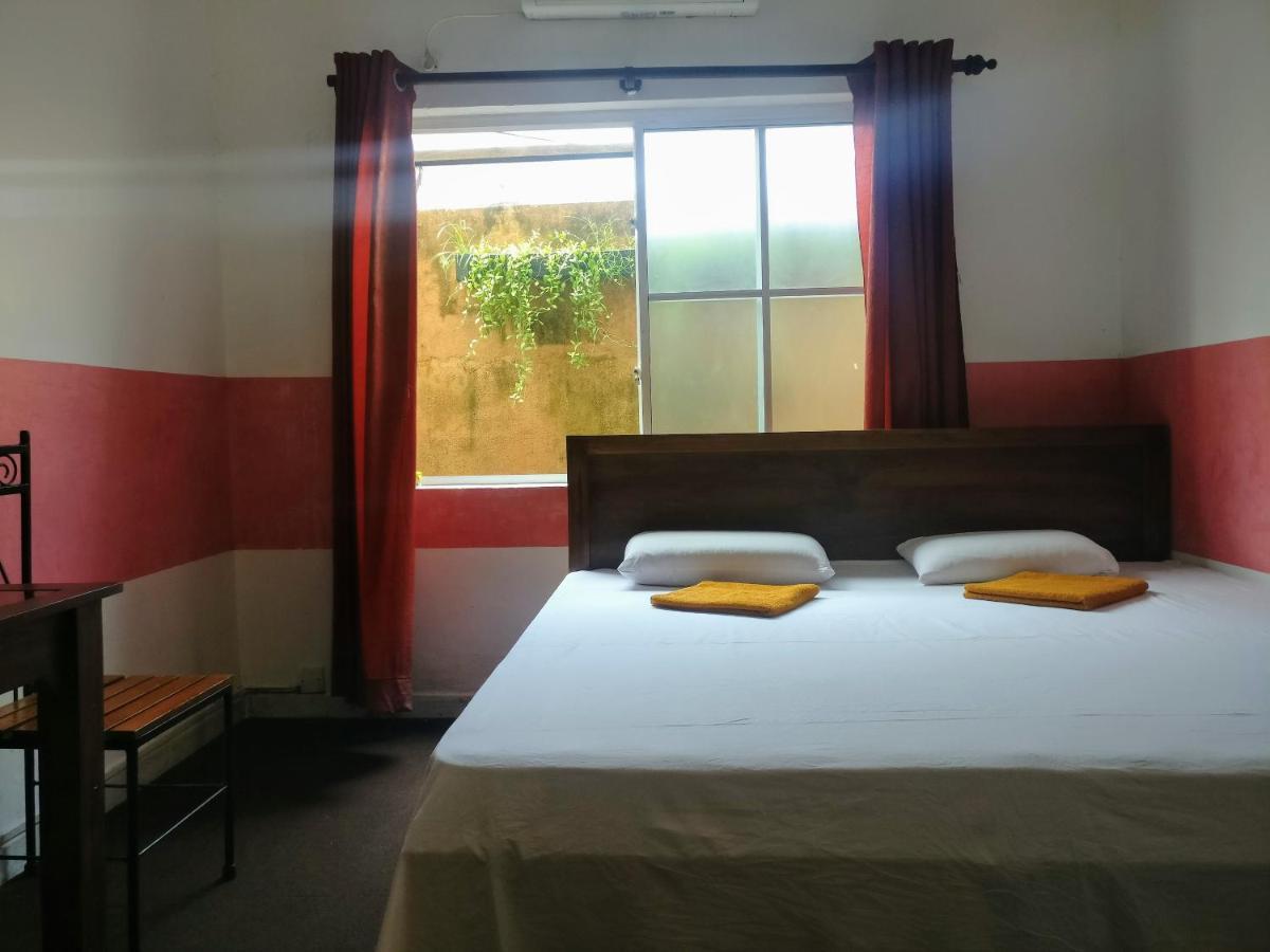 Villa Two Residence Dehiwala-Mount Lavinia Zewnętrze zdjęcie